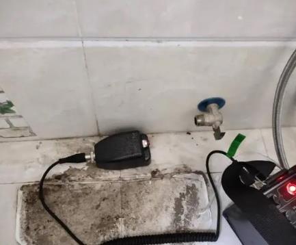 柯桥屋顶漏水维修公司分享下卫生间漏水的危害及解决方法